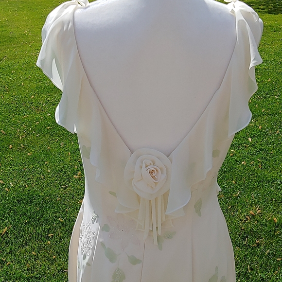 Formal Dress by St. Patrick - Picture 14 of 14